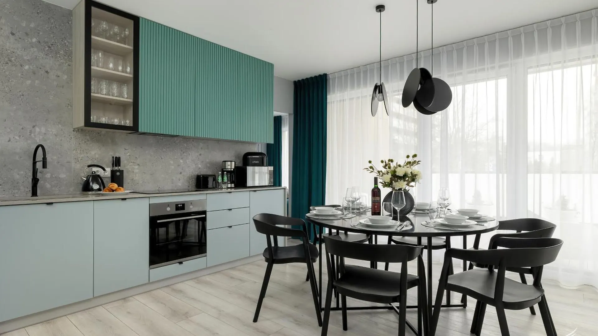 아파트 Baltini Premium Apartament Kasprowicza 20 A-B Z Basenem, Saunami I Jacuzzi 코워브제크