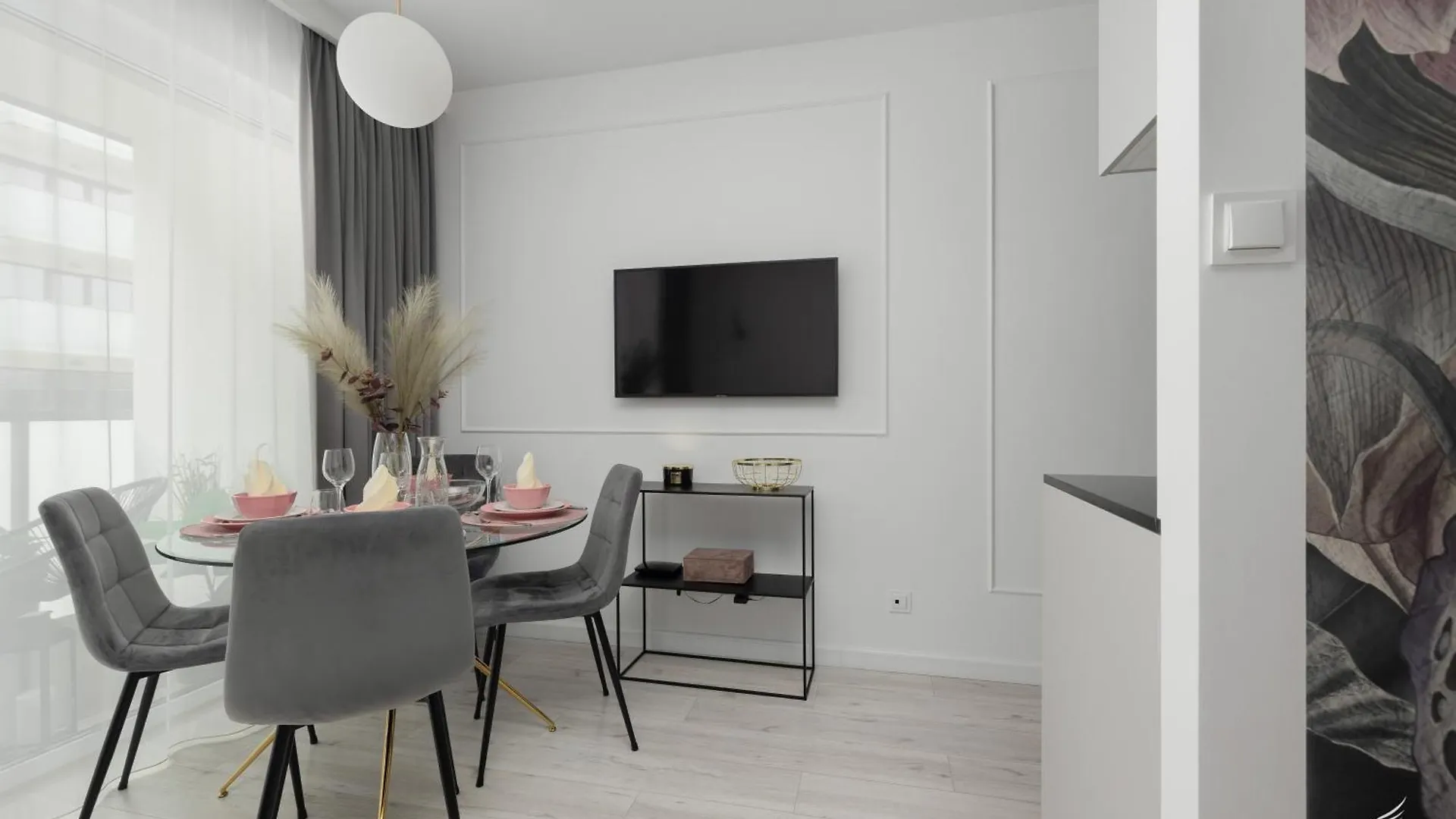 Baltini Premium Apartament Kasprowicza 20 A-B Z Basenem, Saunami I Jacuzzi Kolobrzeg 0*,  Poland